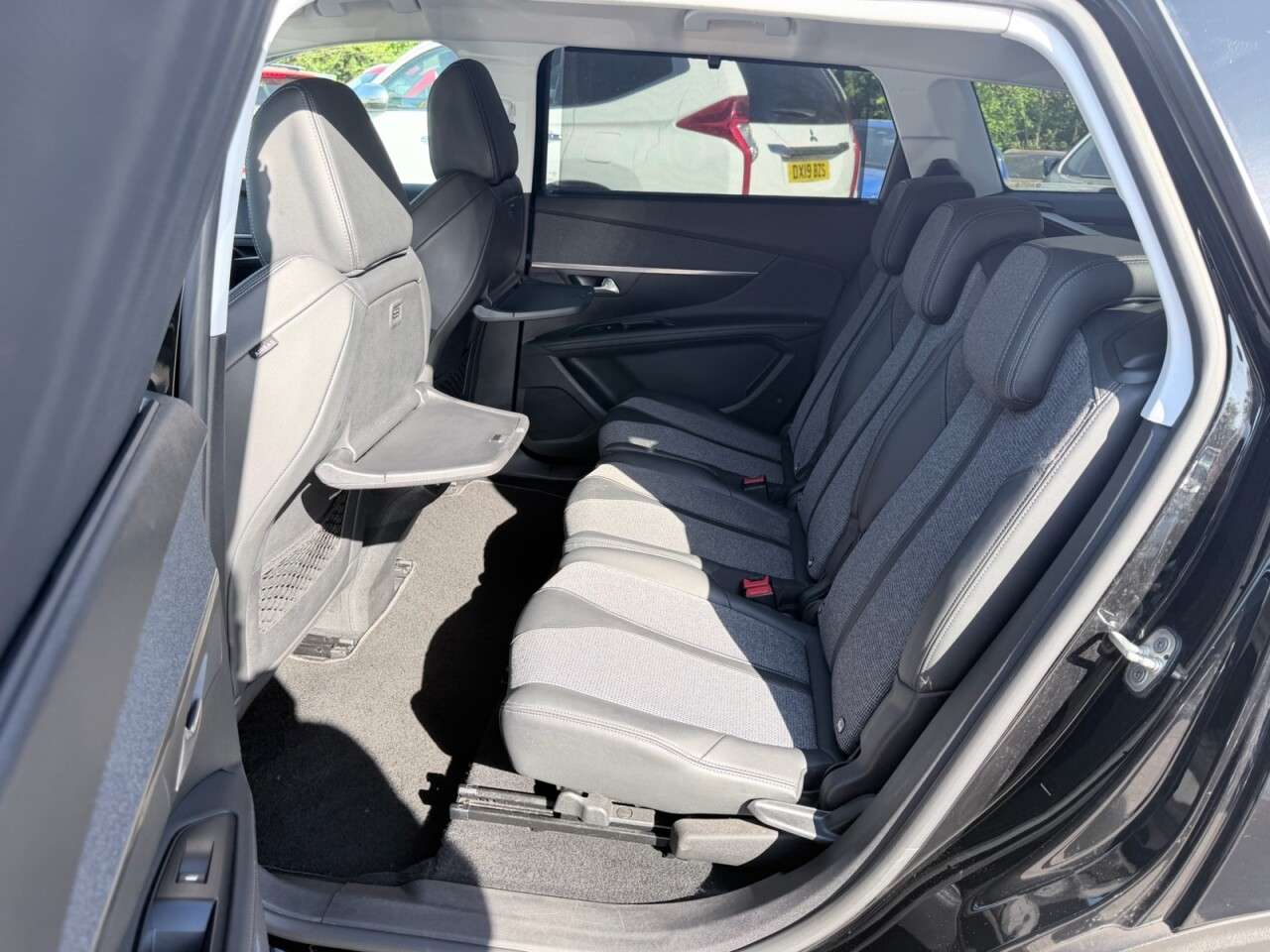 2019 PEUGEOT 5008 2019 PEUGEOT 5008