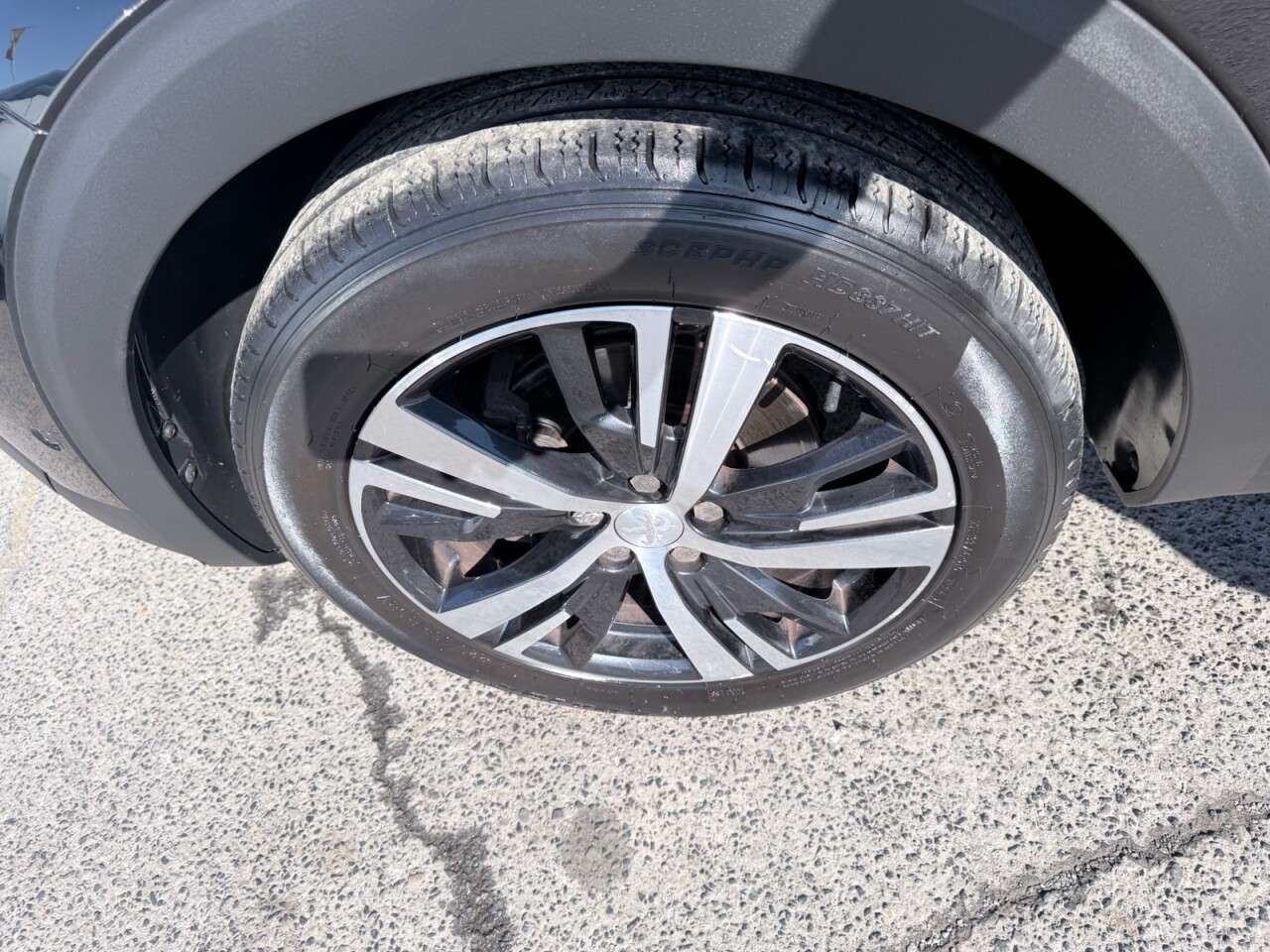 2019 PEUGEOT 5008 2019 PEUGEOT 5008