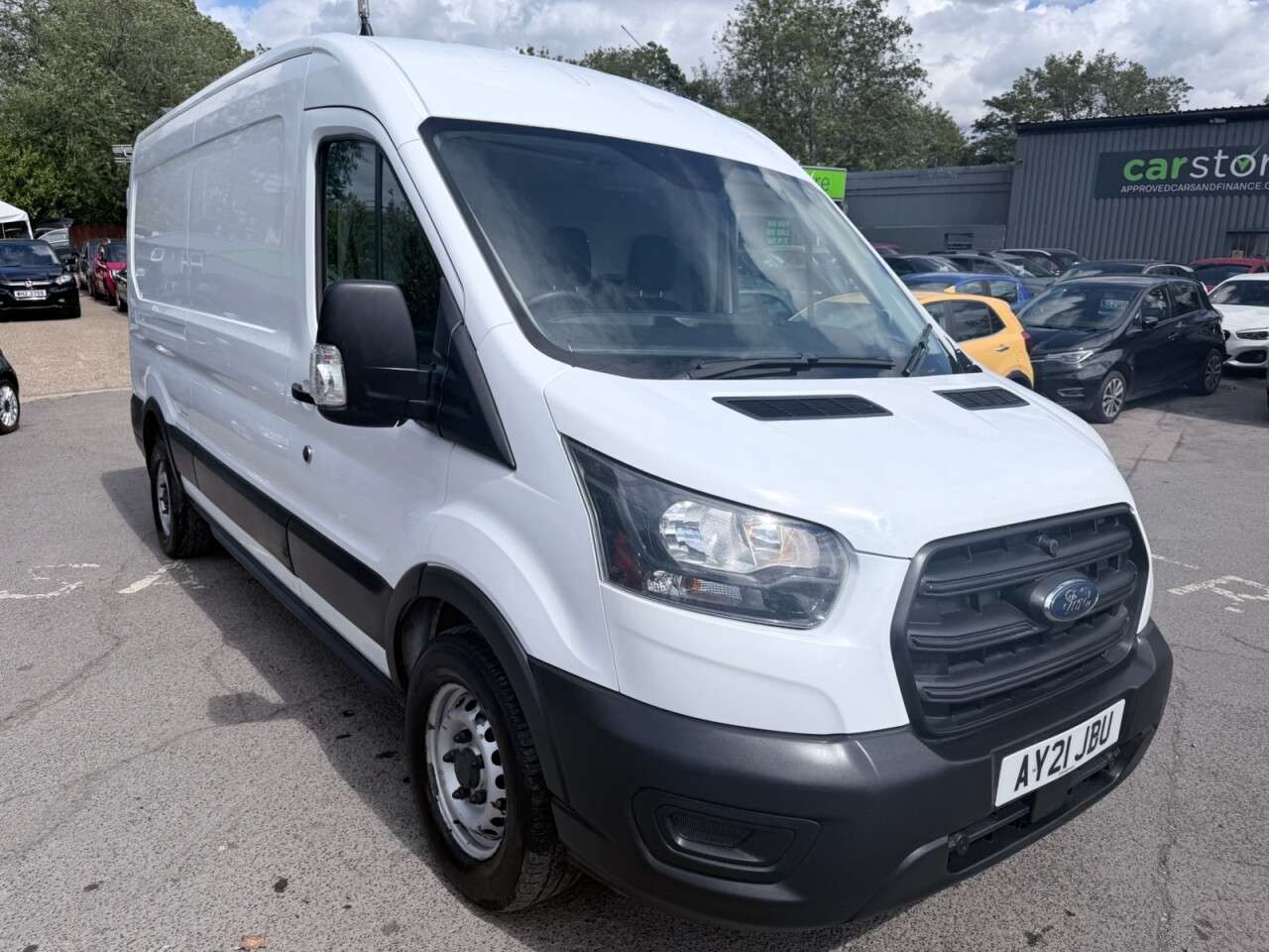 A 2021 FORD TRANSIT White 2.0 350 EcoBlue panel van, 32,000 miles, Euro 6, ULEZ compliant, 6-Sp A 2021 FORD TRANSIT White 2.0 350 EcoBlue panel van, 32,000 miles, Euro 6, ULEZ compliant, 6-Sp