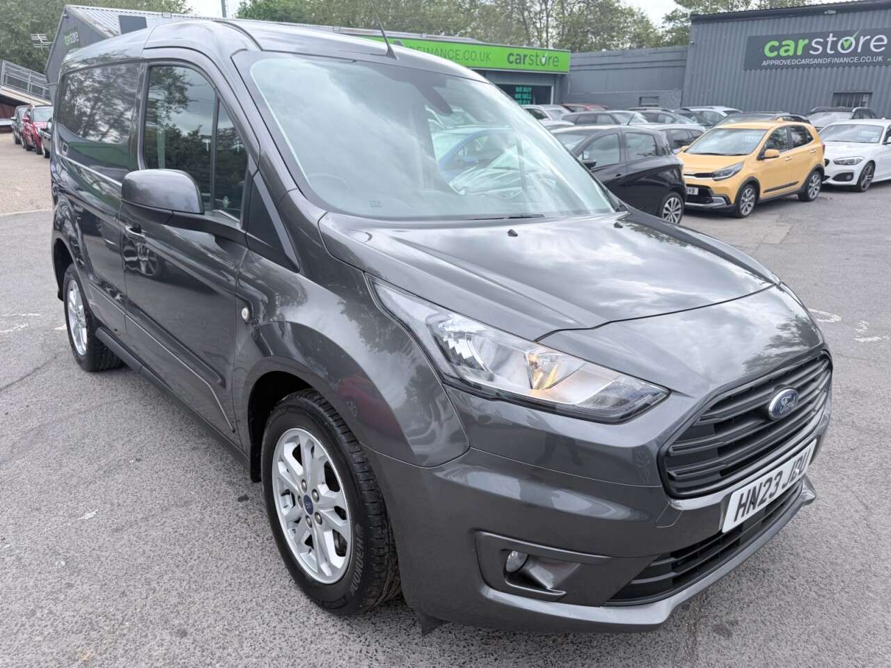 A 2023 FORD TRANSIT CONNECT Grey 1.5 240 EcoBlue Limited panel van, 57,200 miles, ULEZ compliant, 6-spe A 2023 FORD TRANSIT CONNECT Grey 1.5 240 EcoBlue Limited panel van, 57,200 miles, ULEZ compliant, 6-spe