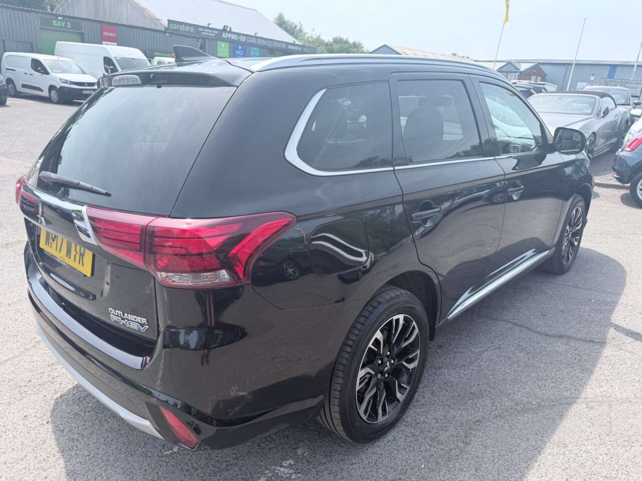 2017 MITSUBISHI OUTLANDER 2017 MITSUBISHI OUTLANDER