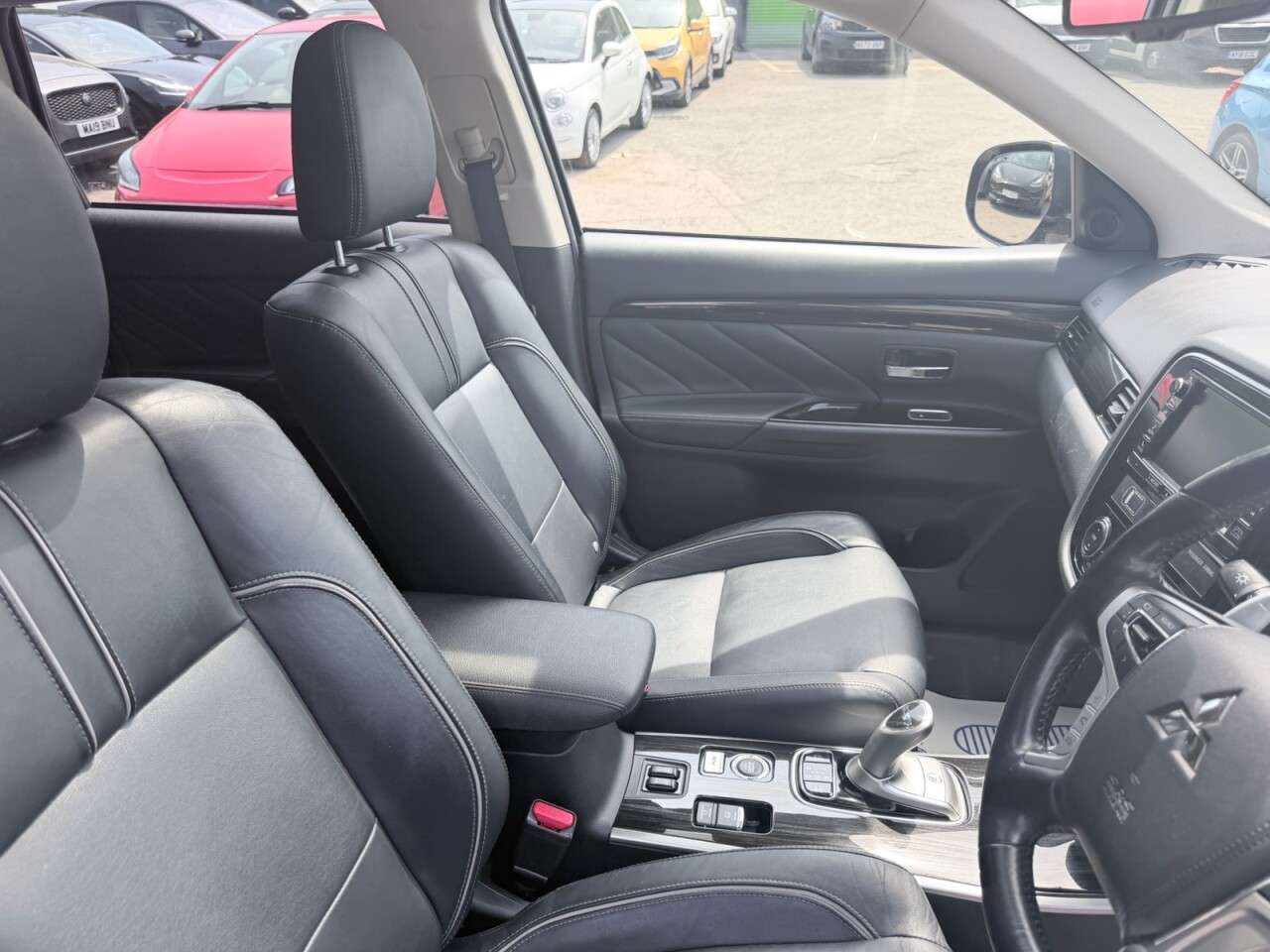2017 MITSUBISHI OUTLANDER 2017 MITSUBISHI OUTLANDER