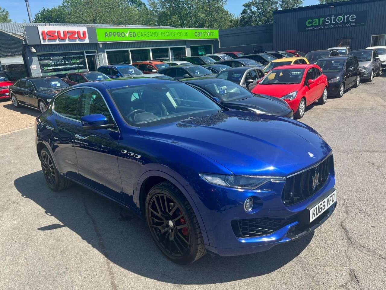 A 2017 MASERATI LEVANTE Blue 3.0D V6 SUV, 68,250 miles, Euro 6, Automatic 4WD, Panoramic sunroof, 3 A 2017 MASERATI LEVANTE Blue 3.0D V6 SUV, 68,250 miles, Euro 6, Automatic 4WD, Panoramic sunroof, 3
