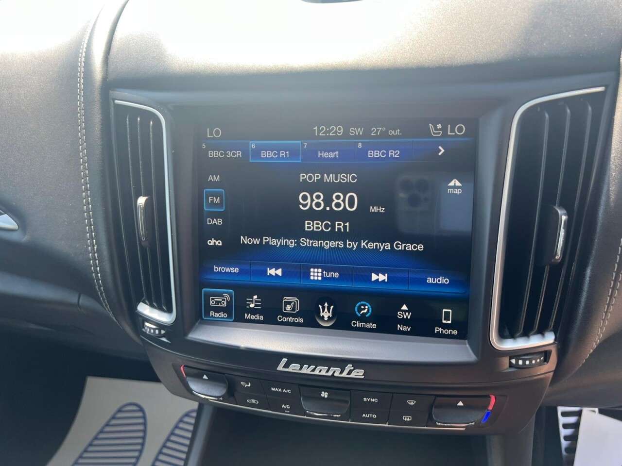 2017 MASERATI LEVANTE 2017 MASERATI LEVANTE