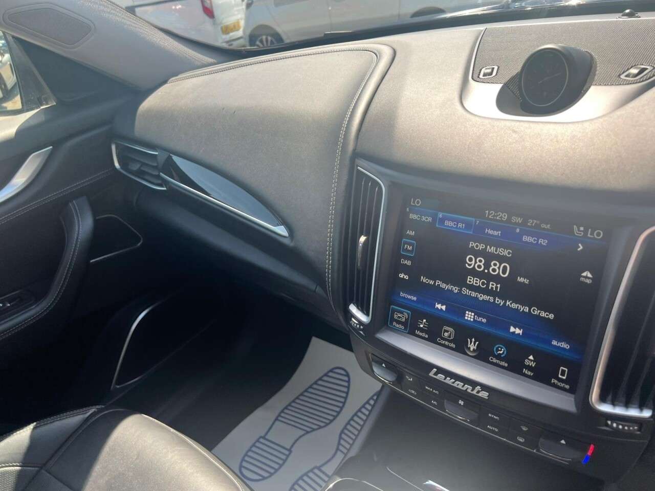 2017 MASERATI LEVANTE 2017 MASERATI LEVANTE