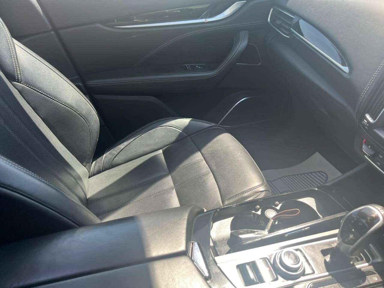 2017 MASERATI LEVANTE 2017 MASERATI LEVANTE