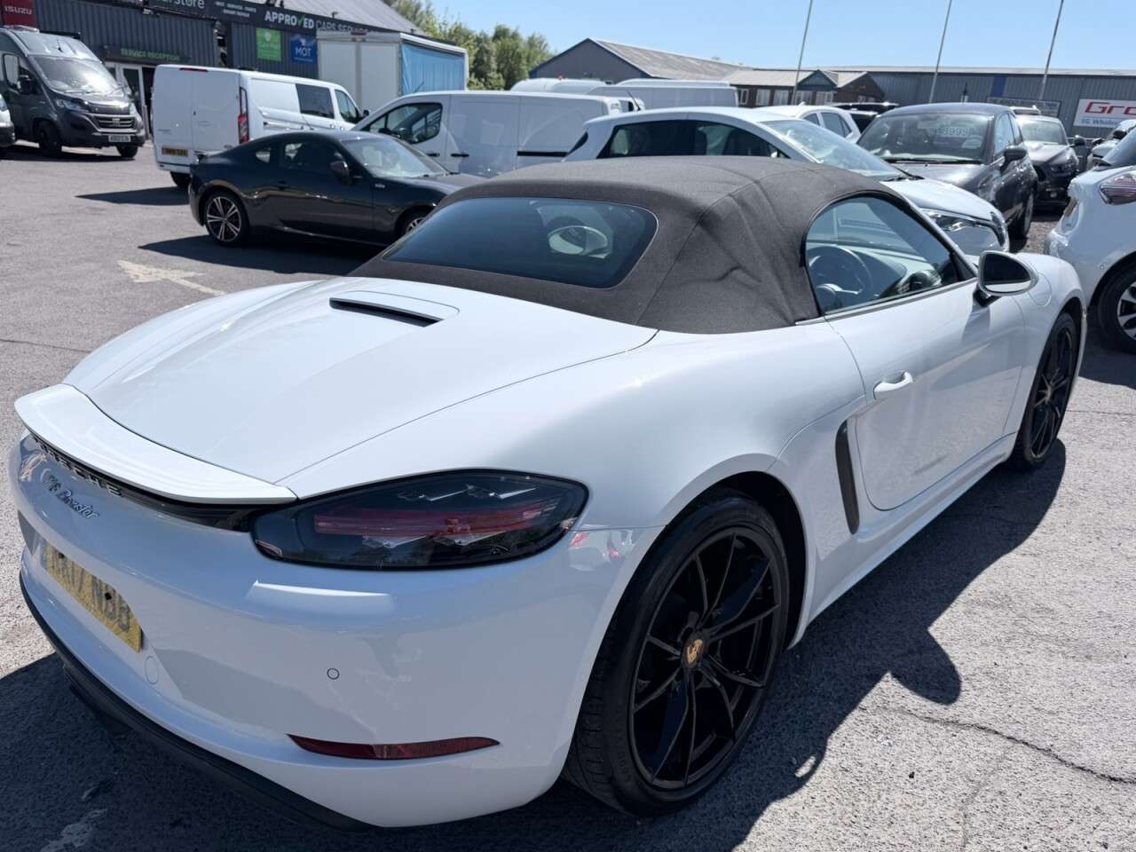2017 PORSCHE 718 BOXSTER 2017 PORSCHE 718 BOXSTER