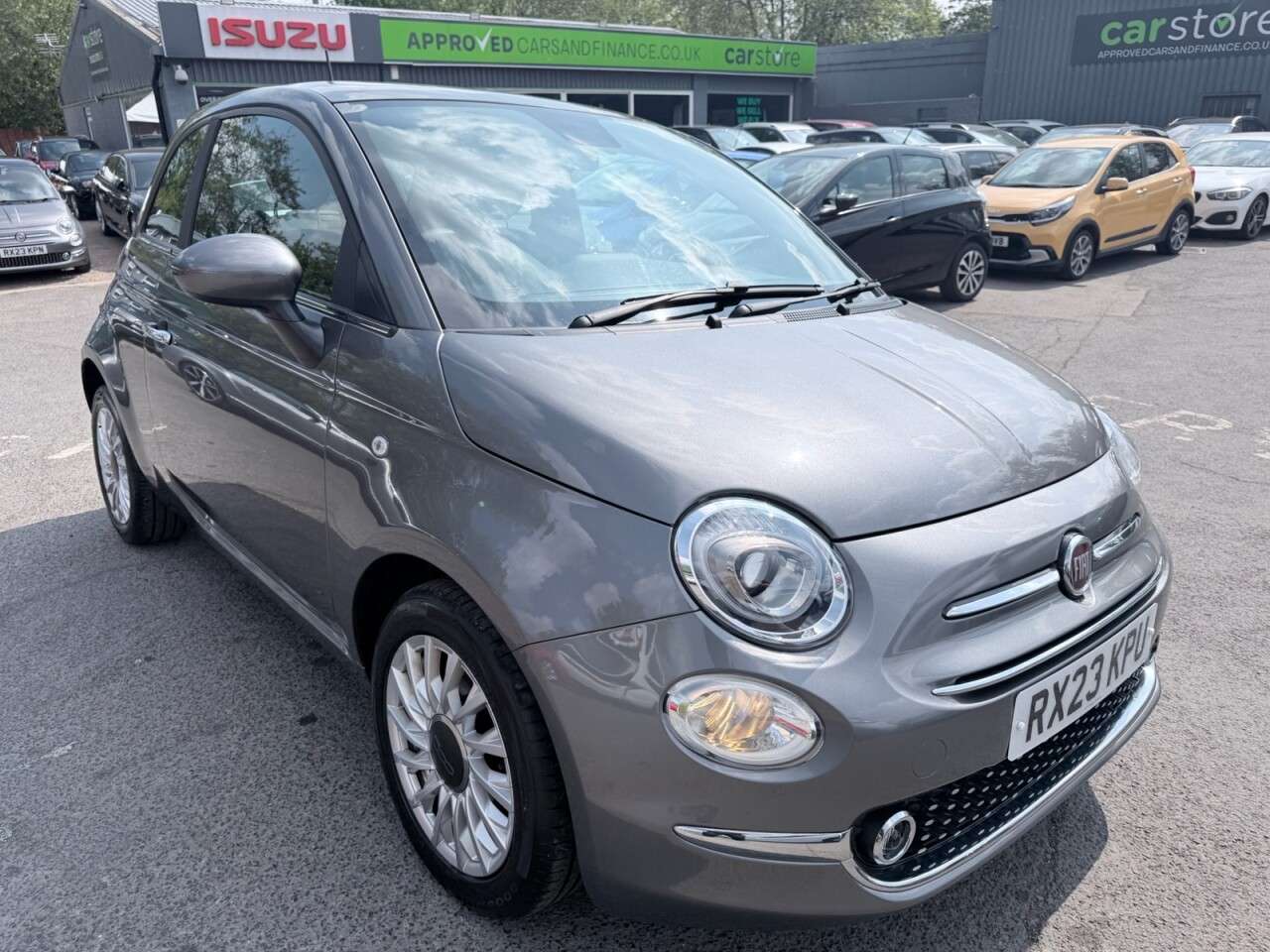 A 2023 FIAT 500 Grey 1.0 MHEV hatchback, 44,183 miles, Euro 6, ULEZ compliant, 6-speed manu A 2023 FIAT 500 Grey 1.0 MHEV hatchback, 44,183 miles, Euro 6, ULEZ compliant, 6-speed manu