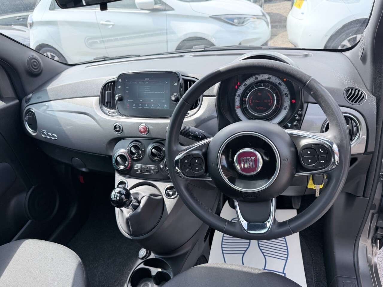 2023 FIAT 500 2023 FIAT 500