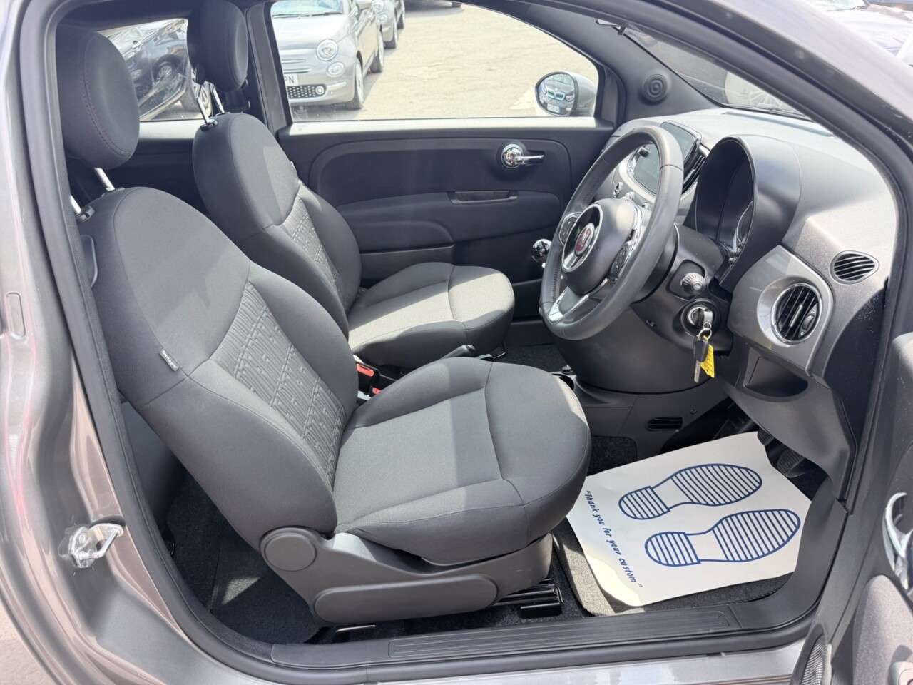 2023 FIAT 500 2023 FIAT 500
