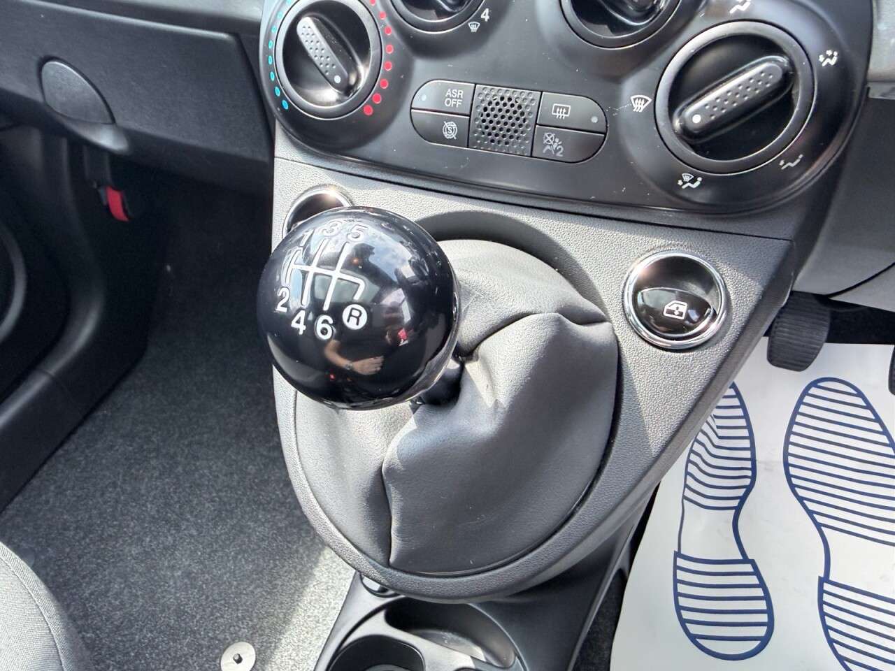 2023 FIAT 500 2023 FIAT 500