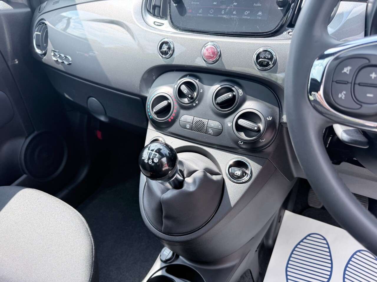 2023 FIAT 500 2023 FIAT 500