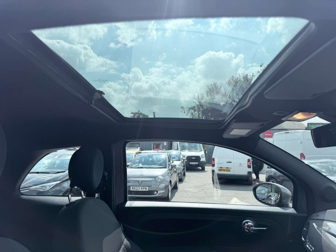 2023 FIAT 500 2023 FIAT 500