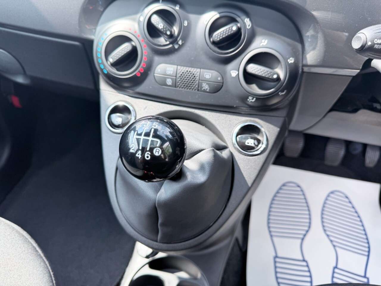 2023 FIAT 500 2023 FIAT 500