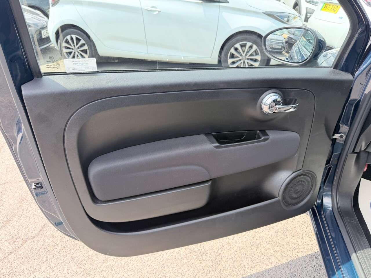 2023 FIAT 500 2023 FIAT 500