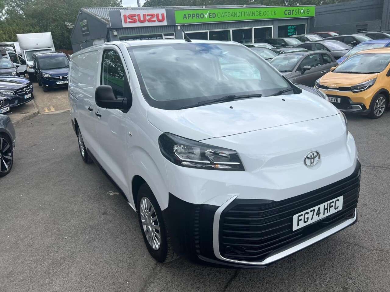 A 2024 TOYOTA PROACE White 2.0D Icon LWB panel van, 10,200 miles, Euro 6, 6-speed manual, A/C, S A 2024 TOYOTA PROACE White 2.0D Icon LWB panel van, 10,200 miles, Euro 6, 6-speed manual, A/C, S