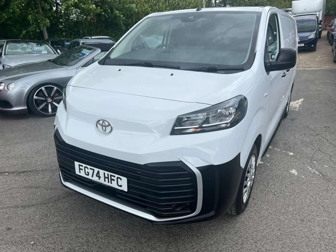 2024 TOYOTA PROACE 2024 TOYOTA PROACE