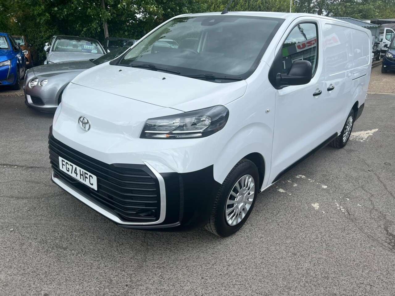 2024 TOYOTA PROACE 2024 TOYOTA PROACE