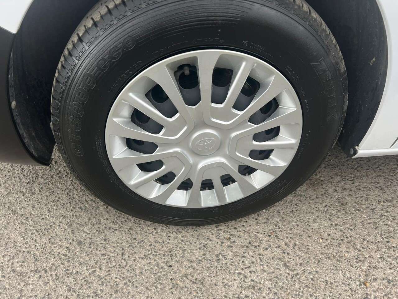 2024 TOYOTA PROACE 2024 TOYOTA PROACE