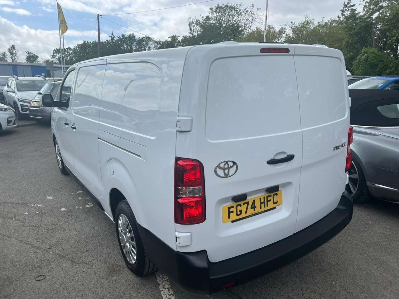 2024 TOYOTA PROACE 2024 TOYOTA PROACE