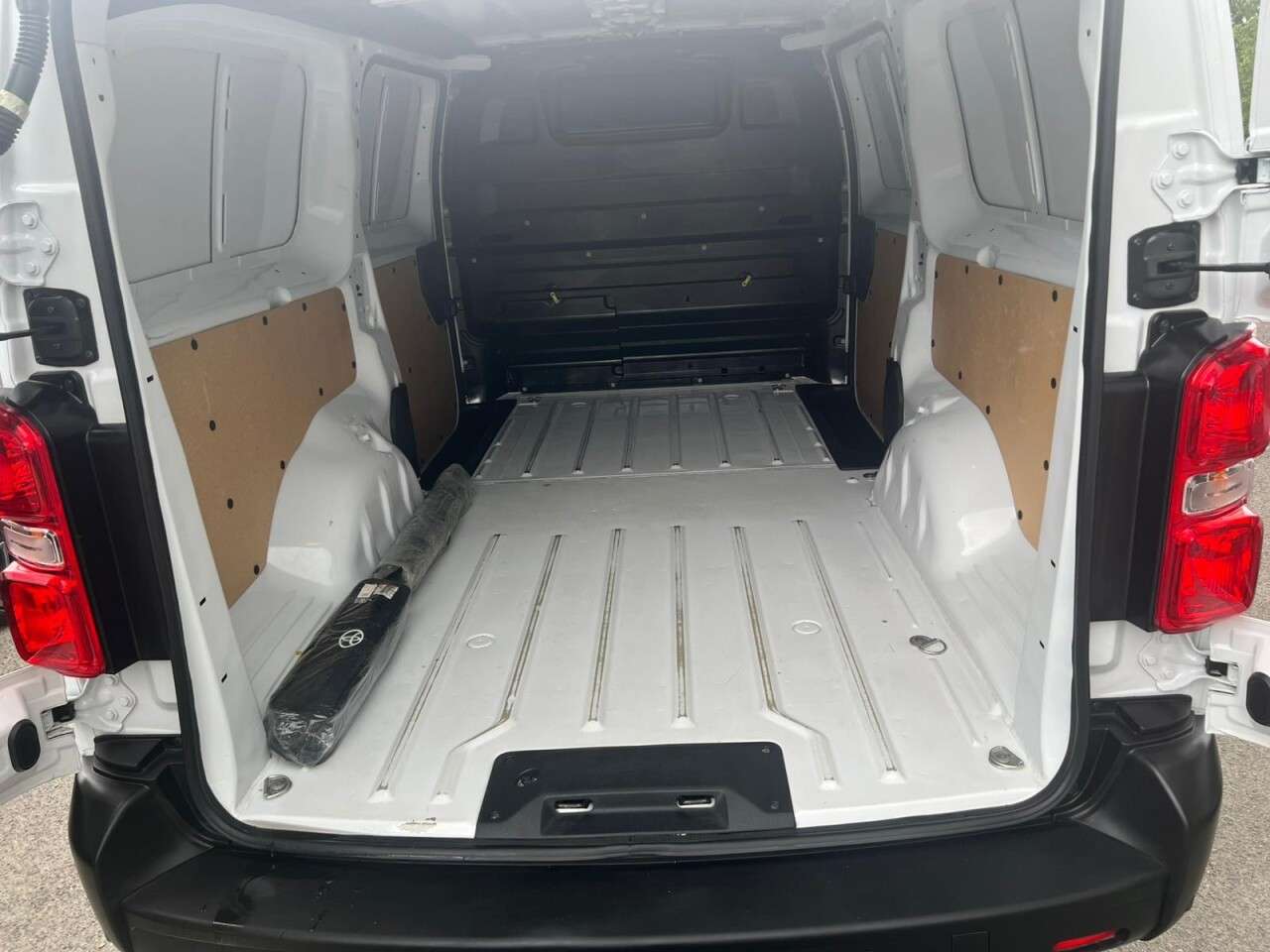 2024 TOYOTA PROACE 2024 TOYOTA PROACE