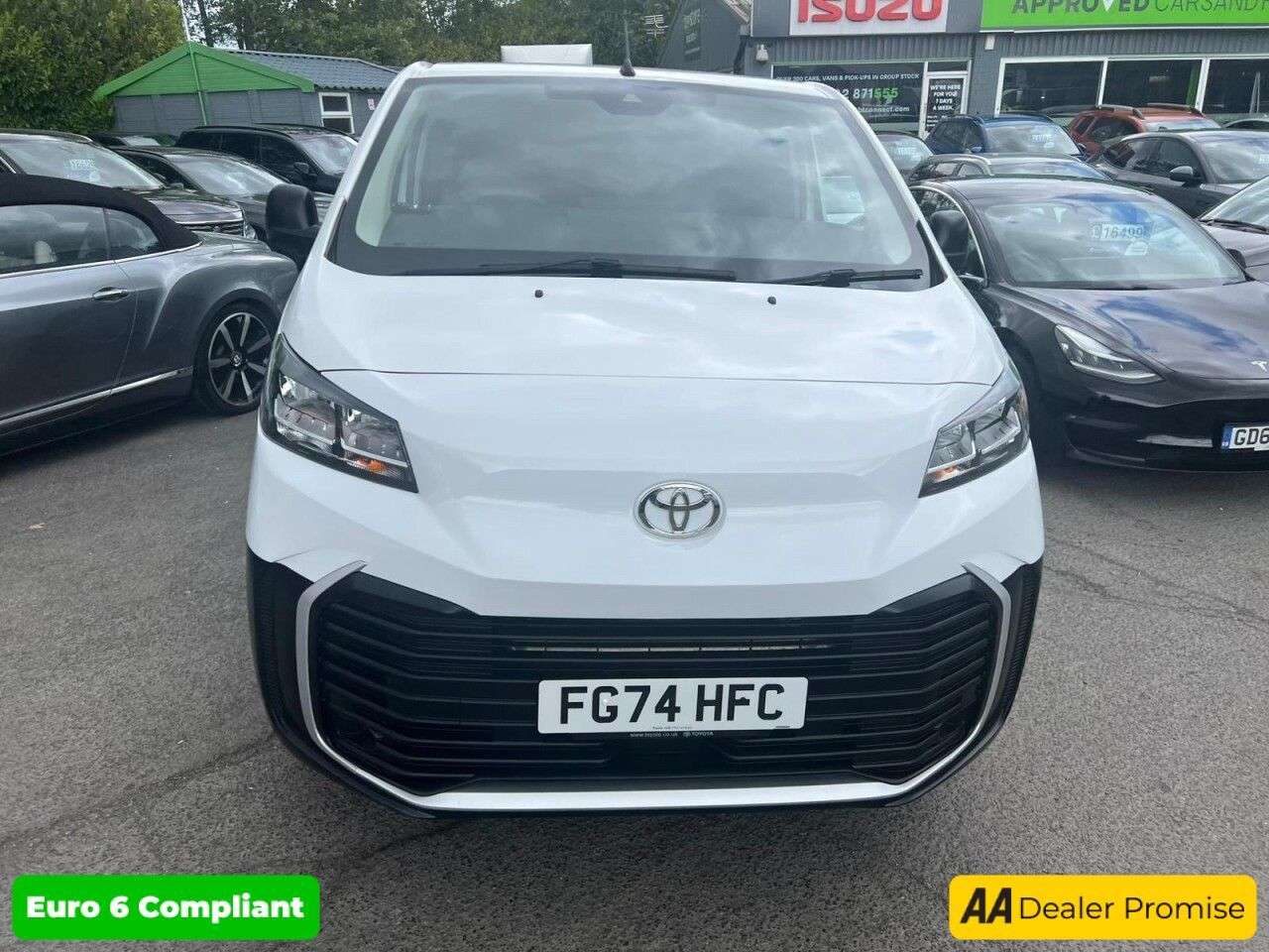 2024 TOYOTA PROACE 2024 TOYOTA PROACE
