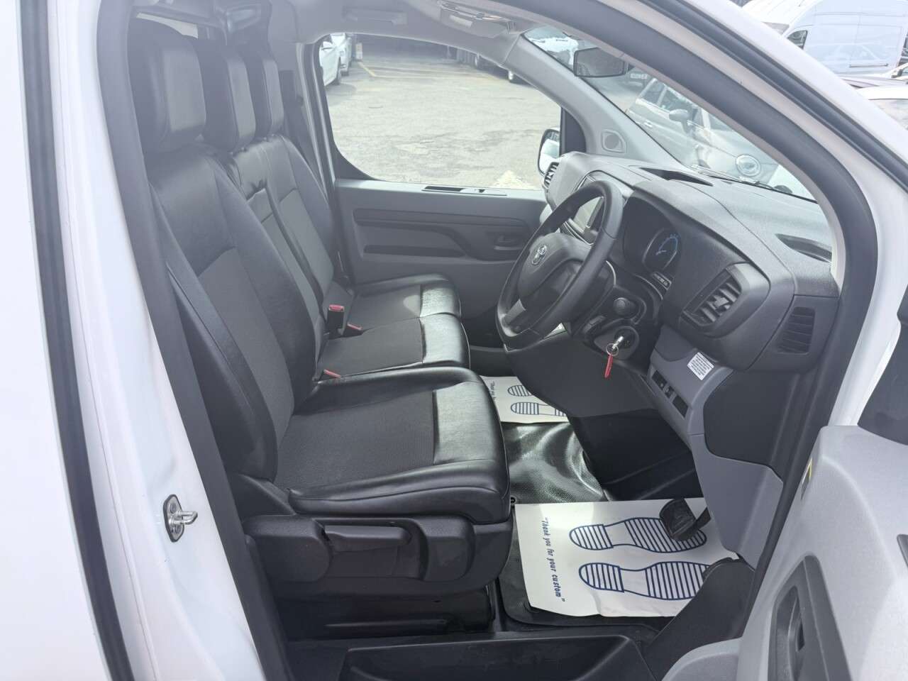 2021 TOYOTA PROACE 2021 TOYOTA PROACE