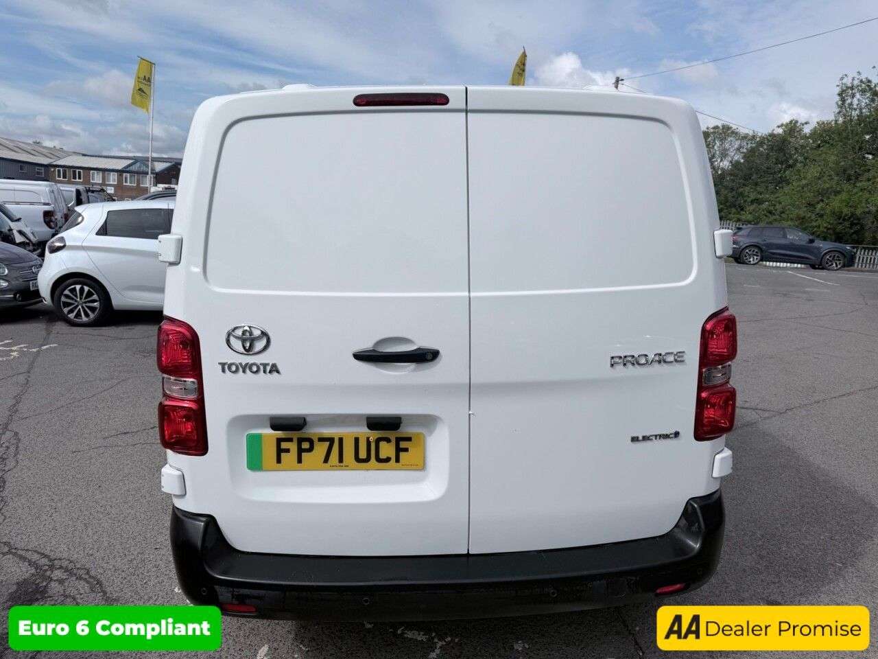 2021 TOYOTA PROACE 2021 TOYOTA PROACE