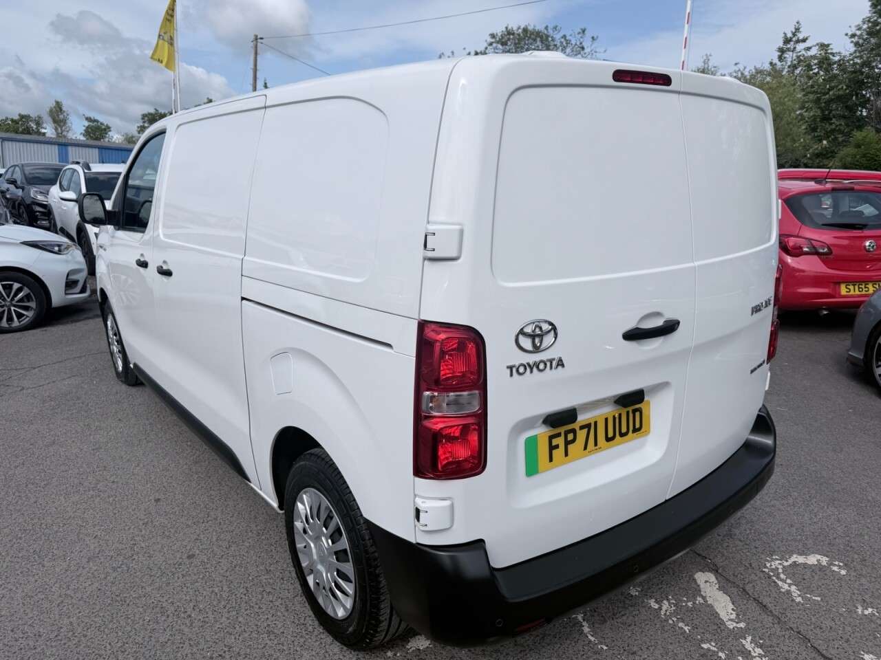 2021 TOYOTA PROACE 2021 TOYOTA PROACE