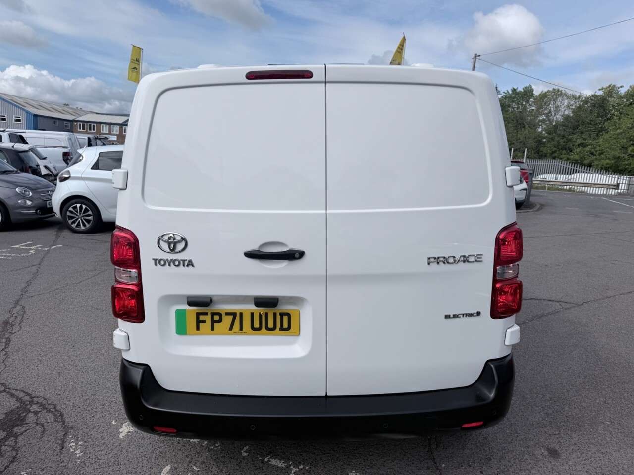 2021 TOYOTA PROACE 2021 TOYOTA PROACE