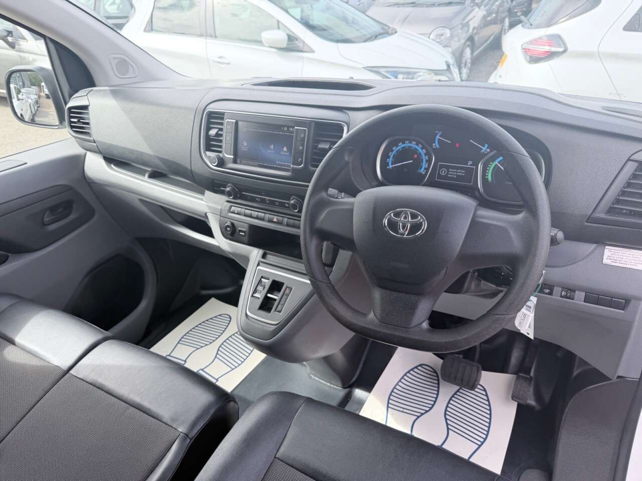 2021 TOYOTA PROACE 2021 TOYOTA PROACE