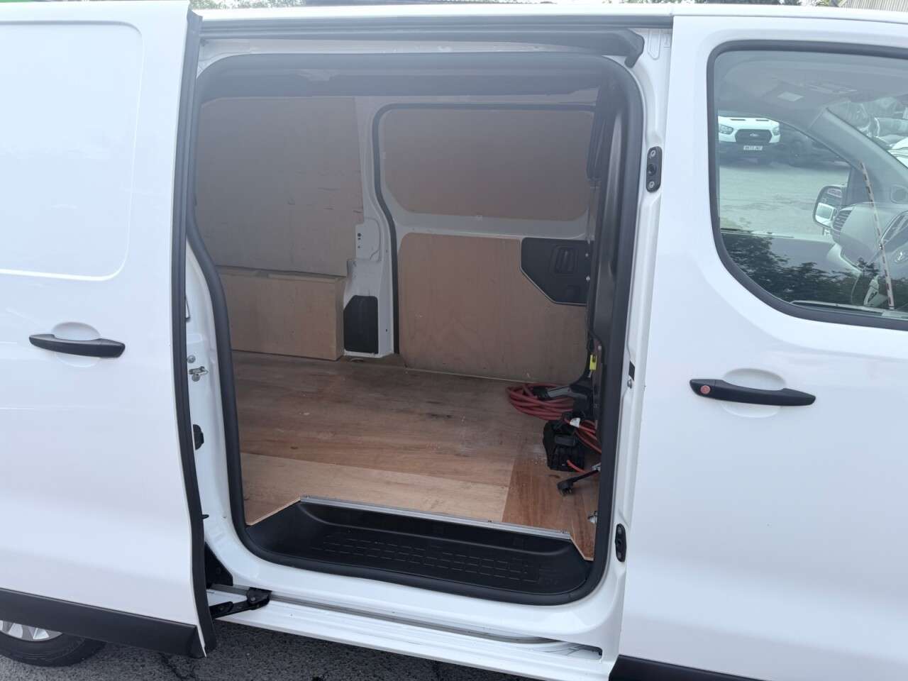 2021 TOYOTA PROACE 2021 TOYOTA PROACE