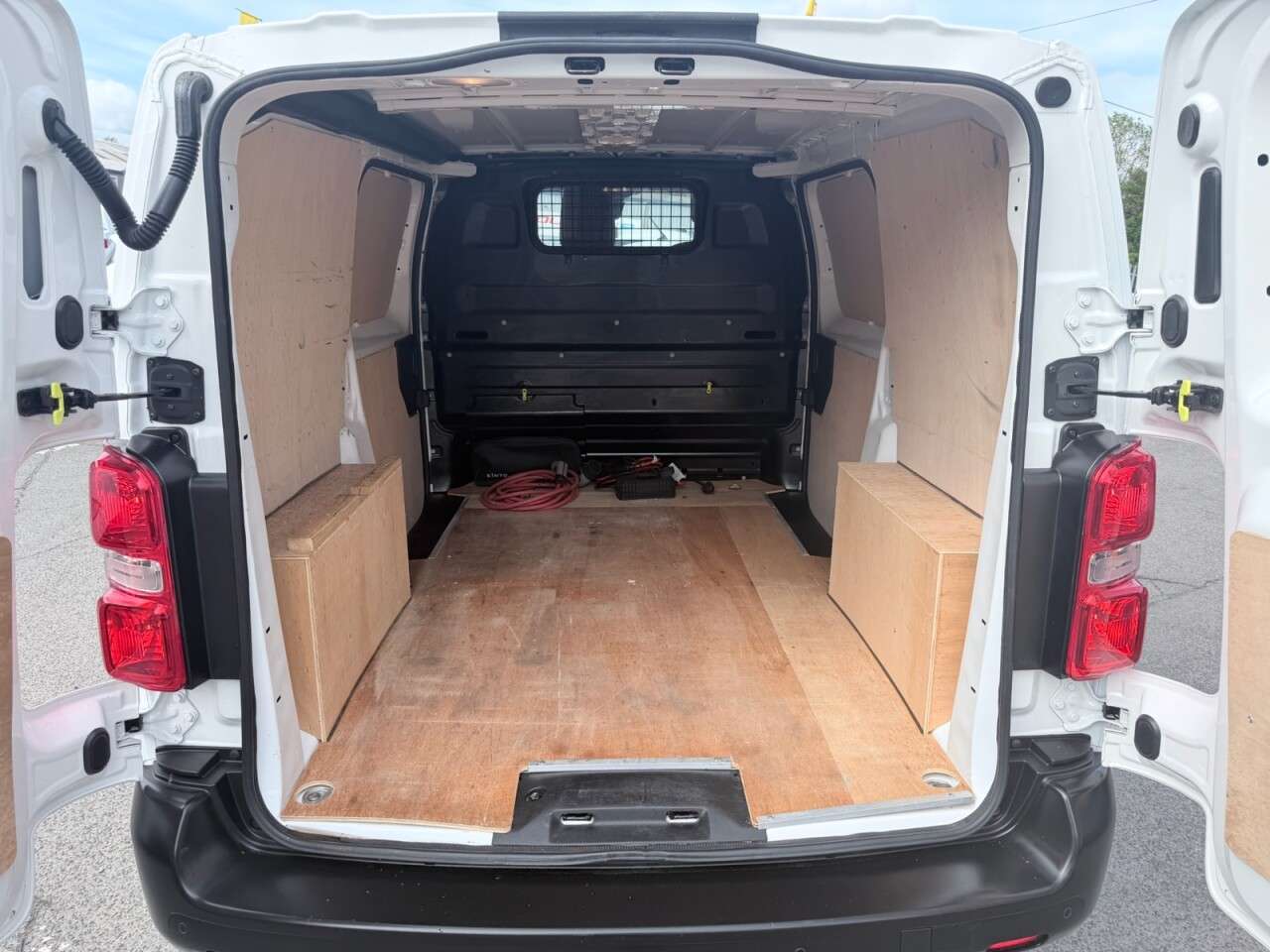 2021 TOYOTA PROACE 2021 TOYOTA PROACE