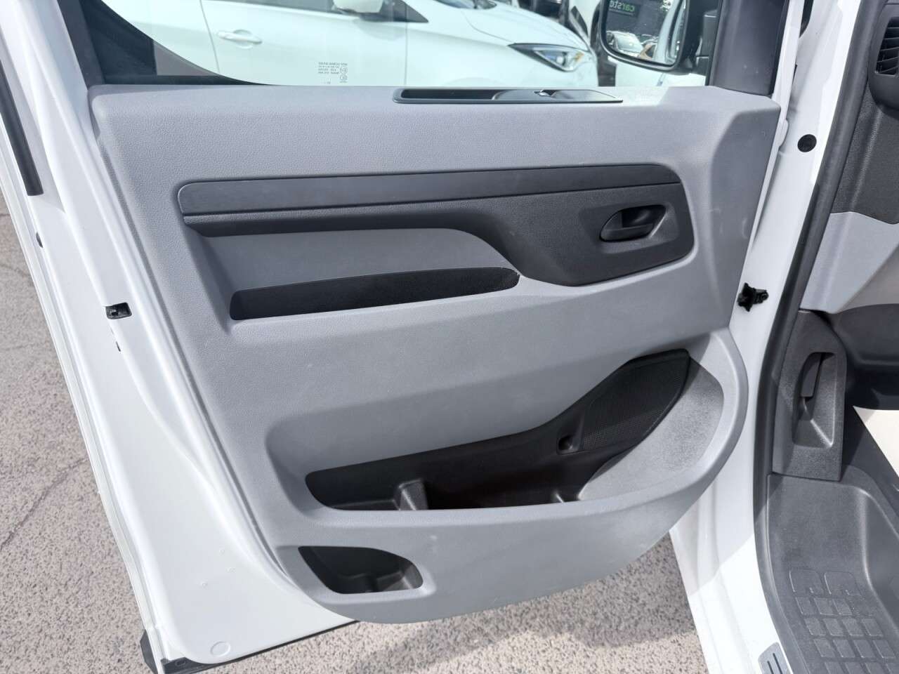 2021 TOYOTA PROACE 2021 TOYOTA PROACE