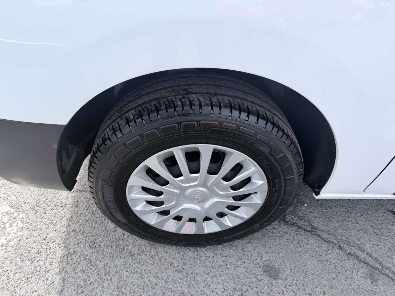 2021 TOYOTA PROACE 2021 TOYOTA PROACE