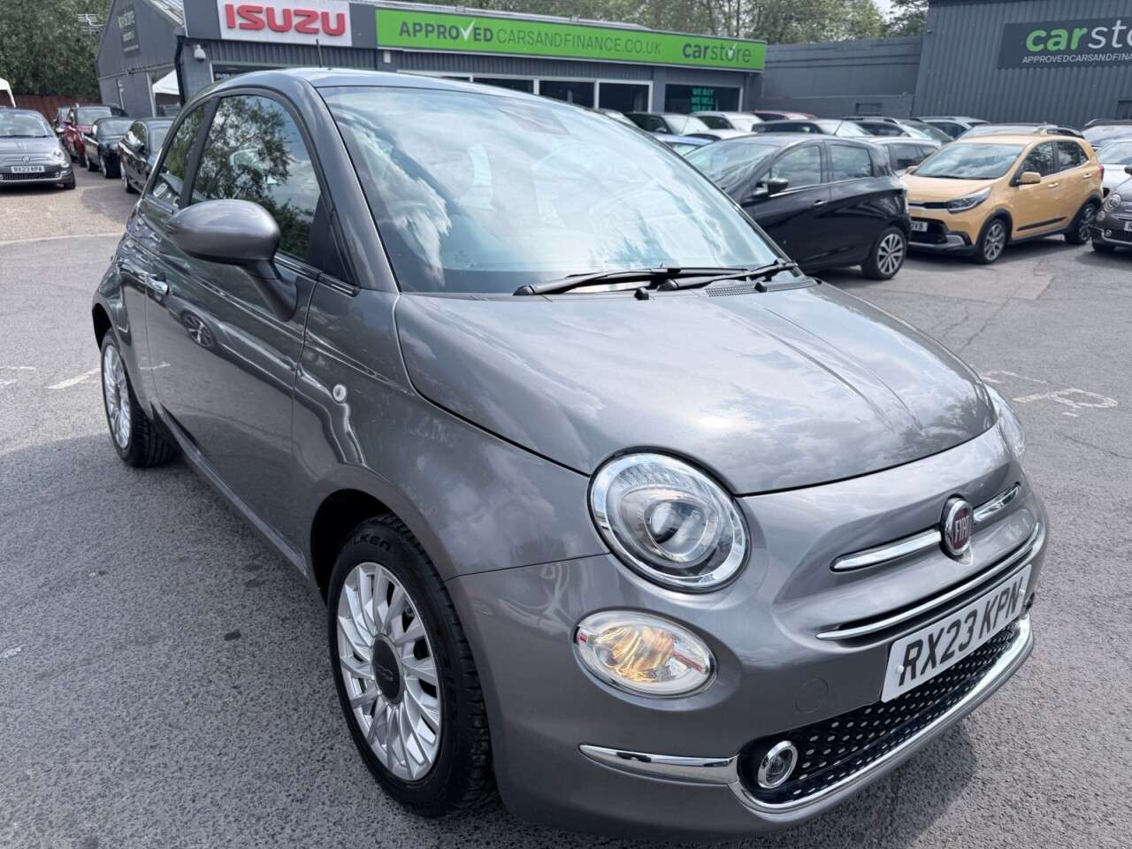 A 2023 FIAT 500 Grey 1.0 MHEV hatchback, 41,649 miles, Euro 6, ULEZ compliant, 6-speed manu A 2023 FIAT 500 Grey 1.0 MHEV hatchback, 41,649 miles, Euro 6, ULEZ compliant, 6-speed manu