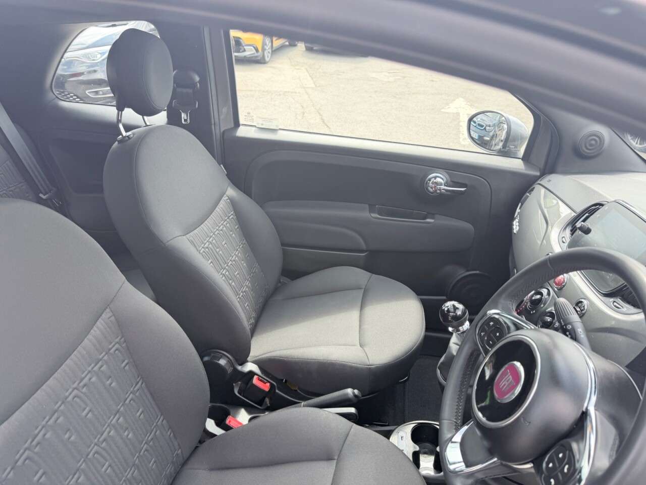 2023 FIAT 500 2023 FIAT 500