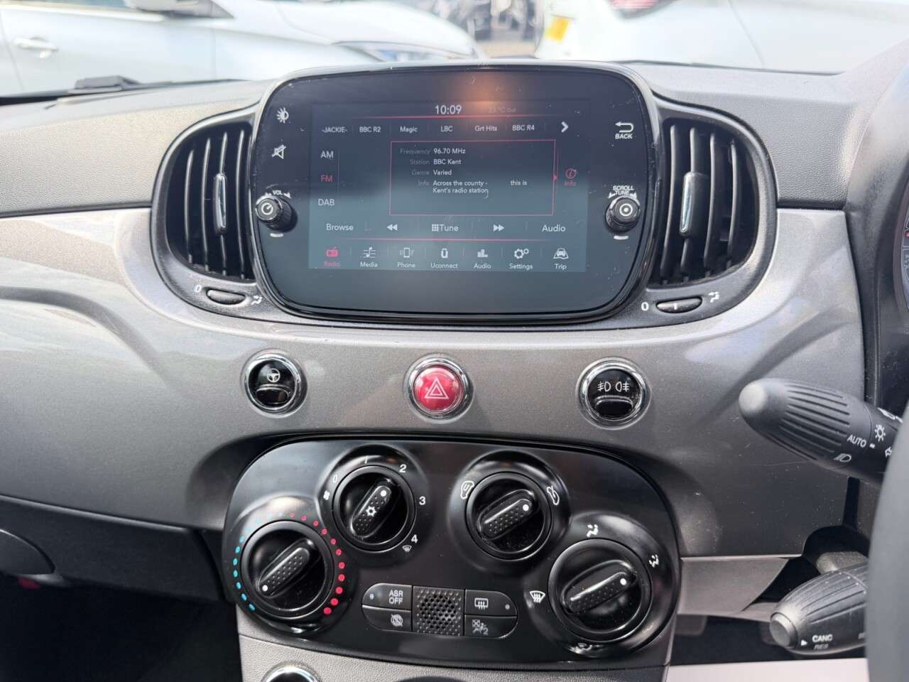 2023 FIAT 500 2023 FIAT 500