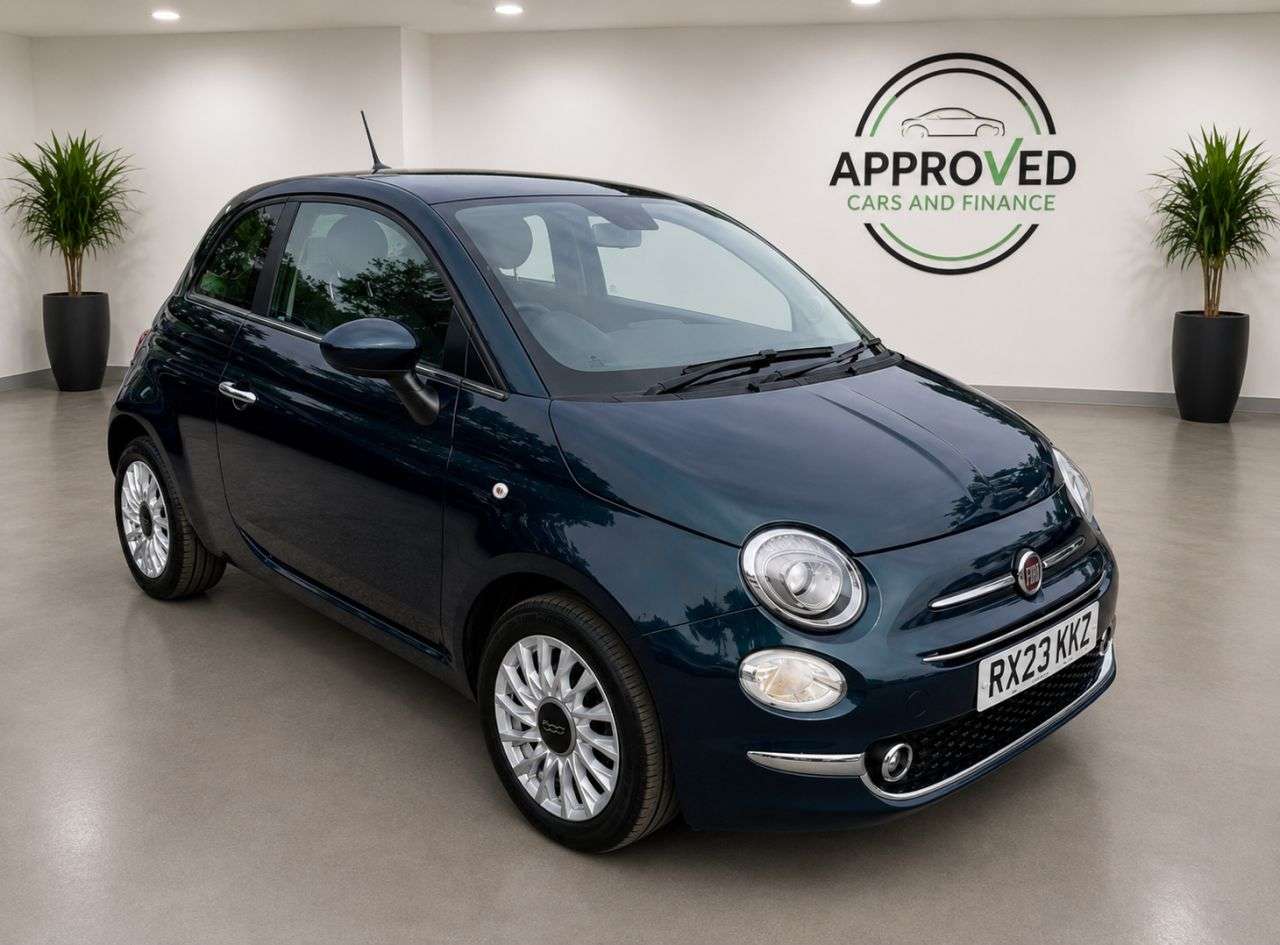 A 2023 FIAT 500 Blue 1.0 MHEV hatchback, 36,372 miles, Euro 6, ULEZ compliant, 6-speed manu A 2023 FIAT 500 Blue 1.0 MHEV hatchback, 36,372 miles, Euro 6, ULEZ compliant, 6-speed manu