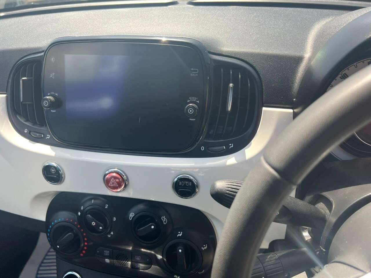 2023 FIAT 500 2023 FIAT 500