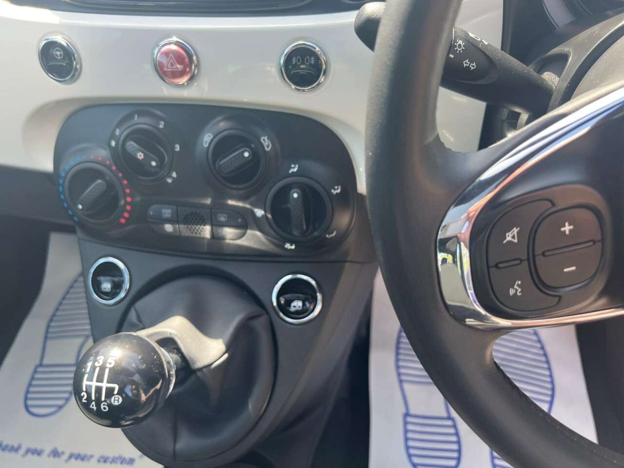 2023 FIAT 500 2023 FIAT 500