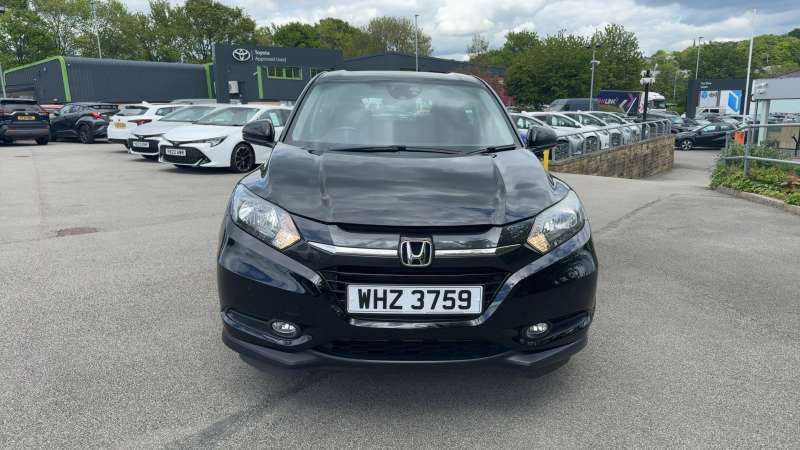 A 2018 HONDA HR-V Black 1.5 i-VTEC SE SUV, 26,300 miles, Euro 6, ULEZ compliant, 6-Speed manu A 2018 HONDA HR-V Black 1.5 i-VTEC SE SUV, 26,300 miles, Euro 6, ULEZ compliant, 6-Speed manu