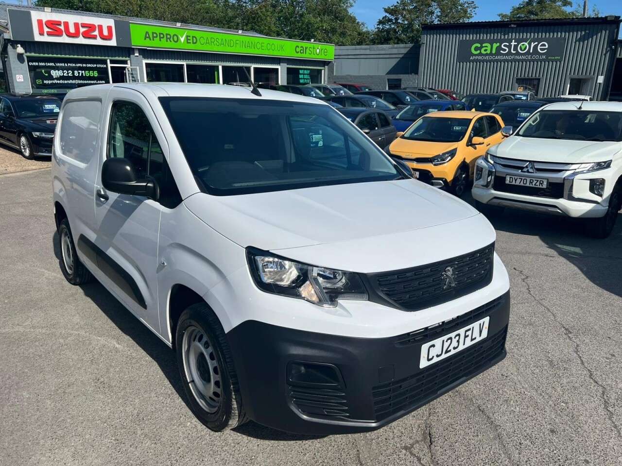 A 2023 PEUGEOT PARTNER White 1.5 BlueHDi Professional Premium+ van, 46,550 miles, Euro 6, 6-Speed A 2023 PEUGEOT PARTNER White 1.5 BlueHDi Professional Premium+ van, 46,550 miles, Euro 6, 6-Speed