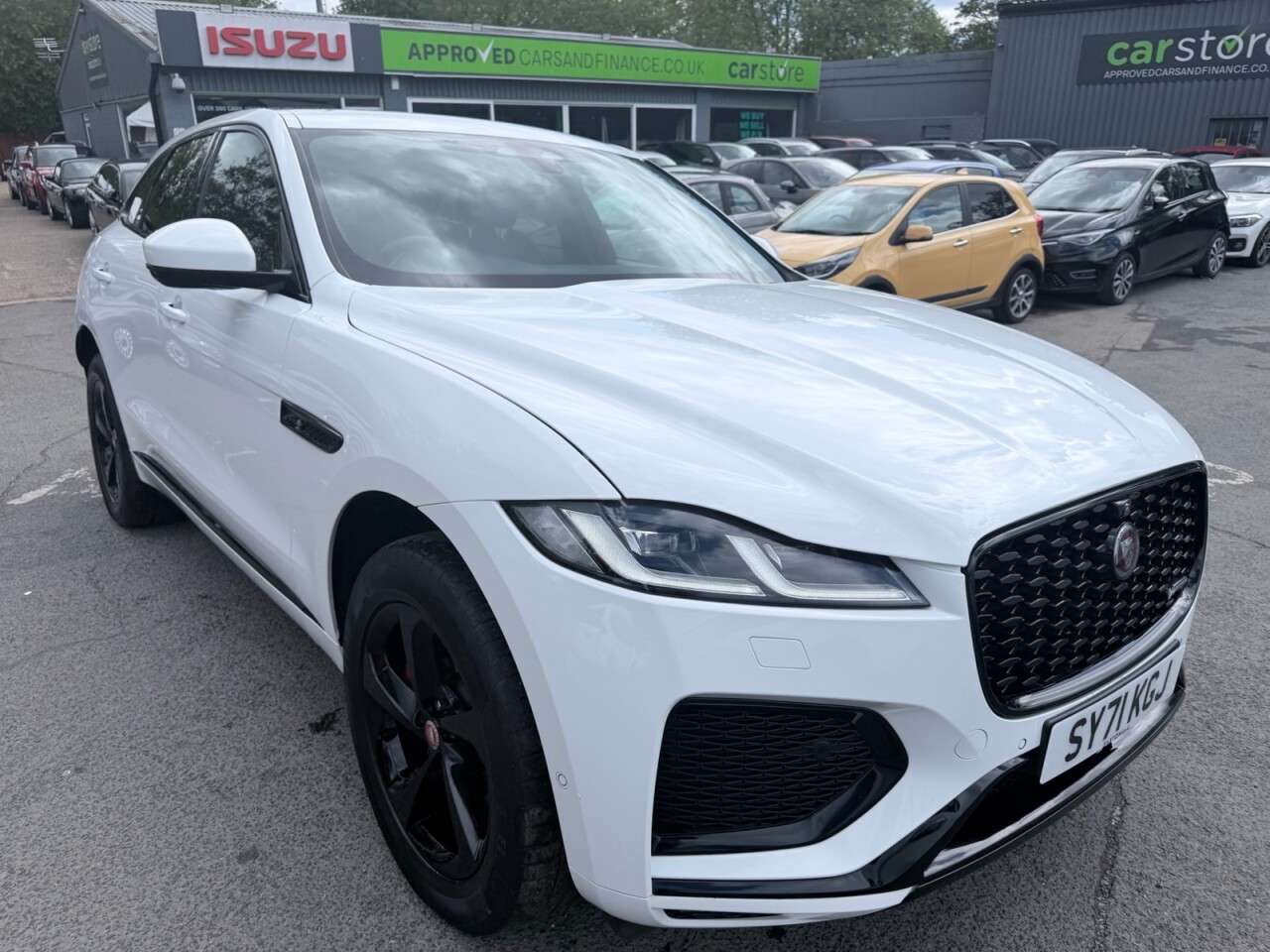A 2021 JAGUAR F-PACE R-DYNAMIC S A 2021 JAGUAR F-PACE R-DYNAMIC S