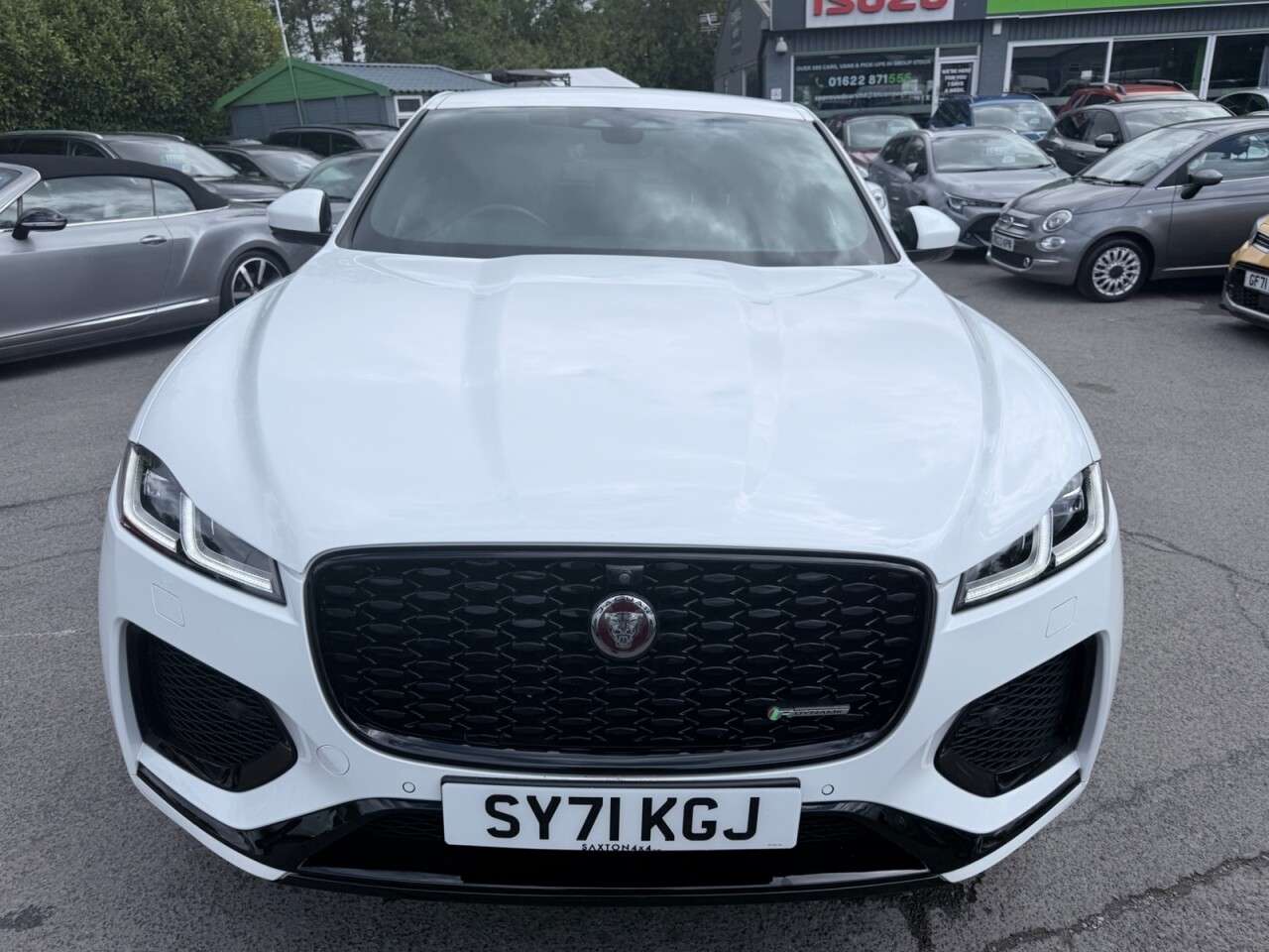 A 2021 JAGUAR F-PACE R-DYNAMIC S A 2021 JAGUAR F-PACE R-DYNAMIC S
