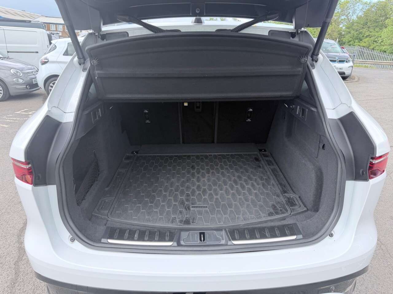 2021 JAGUAR F-PACE 2021 JAGUAR F-PACE
