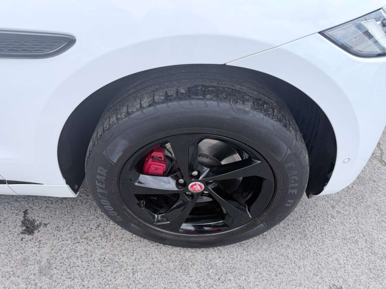 2021 JAGUAR F-PACE 2021 JAGUAR F-PACE