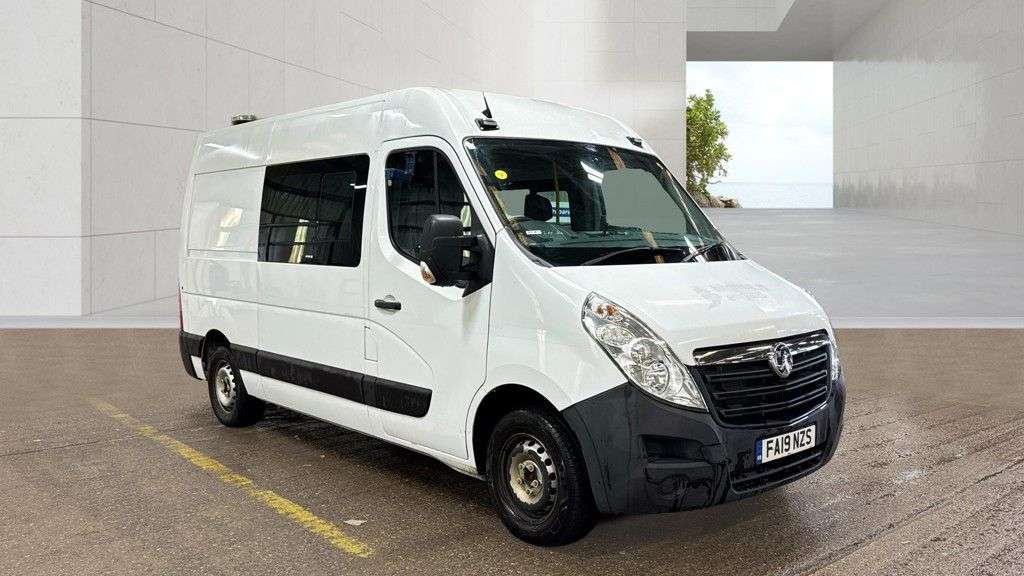 A 2019 VAUXHALL MOVANO 2.3 CDTi mess unit, 46,000 miles, Euro 6, 6-speed manual, A/C, Rear Camera, A 2019 VAUXHALL MOVANO 2.3 CDTi mess unit, 46,000 miles, Euro 6, 6-speed manual, A/C, Rear Camera,