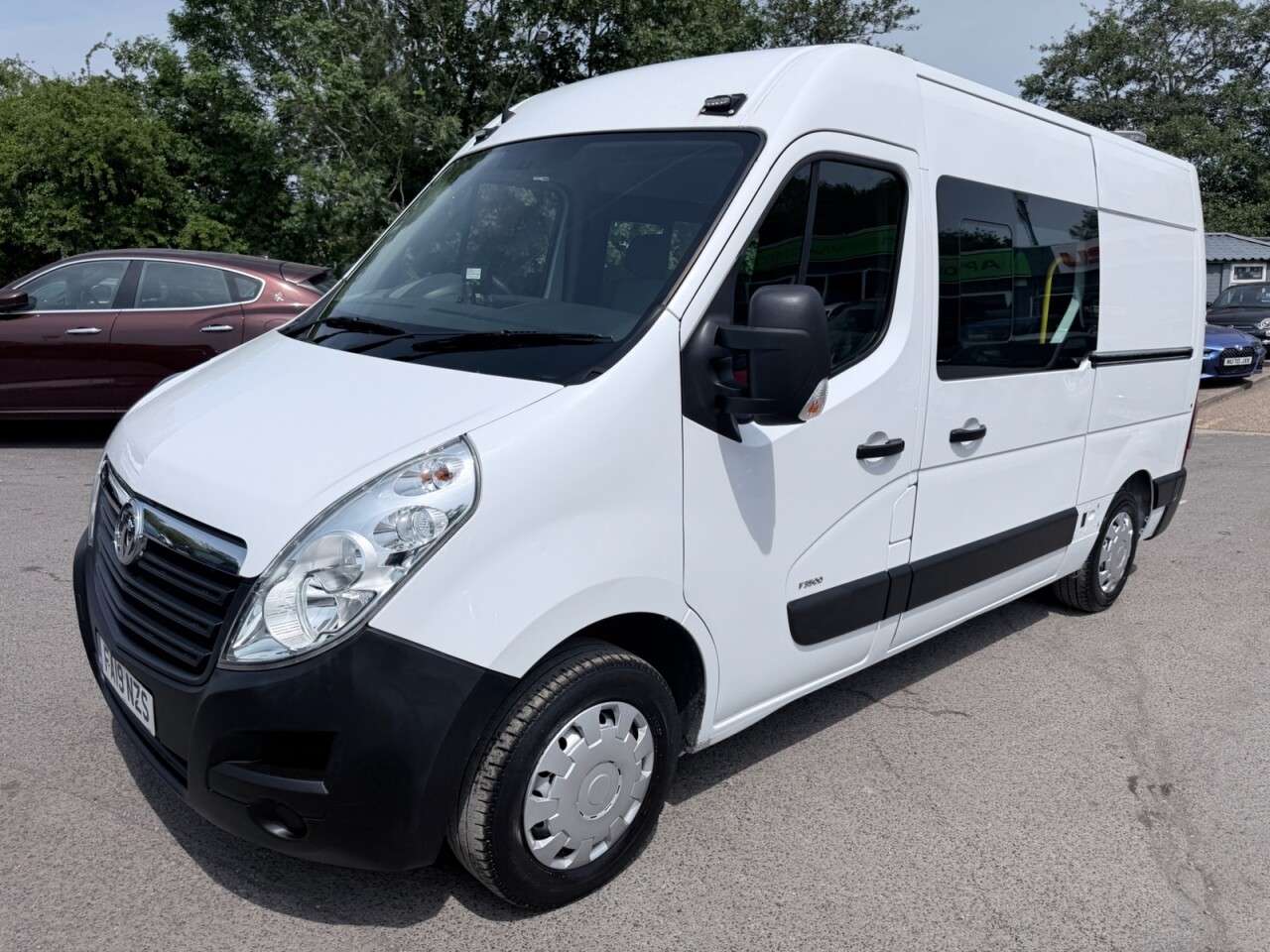 A 2019 VAUXHALL MOVANO 2.3 CDTi mess unit, 46,000 miles, Euro 6, 6-speed manual, A/C, Rear Camera, A 2019 VAUXHALL MOVANO 2.3 CDTi mess unit, 46,000 miles, Euro 6, 6-speed manual, A/C, Rear Camera,