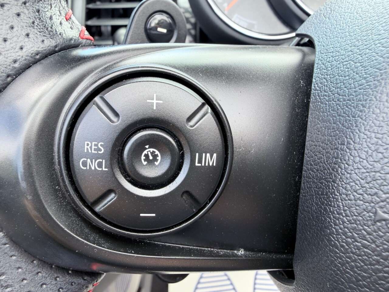 2017 MINI CONVERTIBLE 2017 MINI CONVERTIBLE